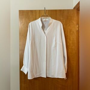 Talbots Woman Long Sleeve Button Down Shirt White Top Unique Buttons NWT 12 12W